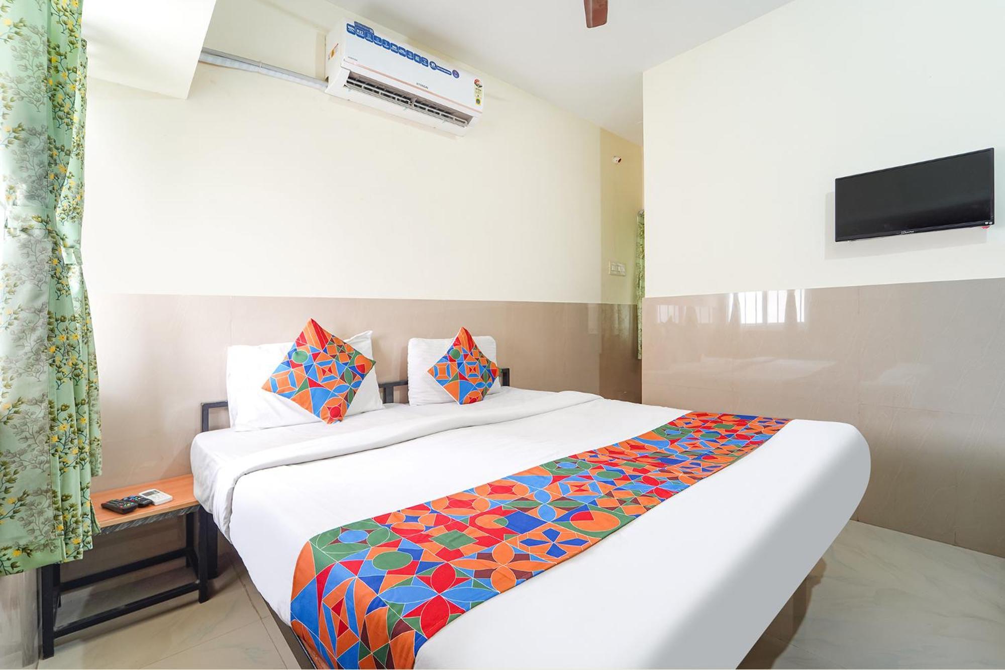 Fabexpress Clover Castle - Nr Coimbatore International Airport Экстерьер фото